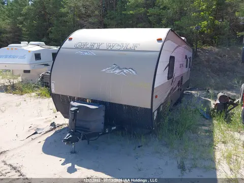 2015 Cherokee Trailer VIN 4X4TCKB27FK028822 фото 2