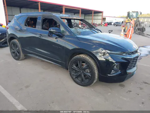 3GNKBERS2LS723325 — 2020 Chevrolet Blazer, Пожар салона, фото до ремонта