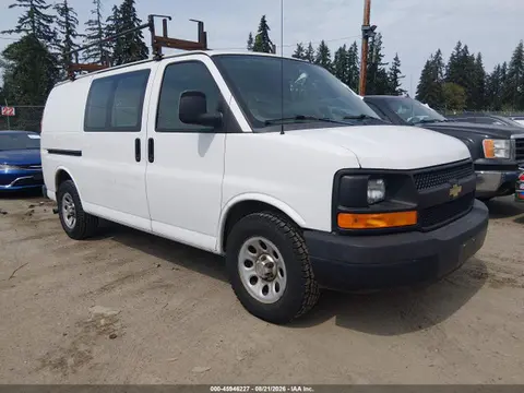 1GCSGAFX3E1132007 — 2014 Chevrolet Express 1500 Work Van, Естественный износ (Normal Wear & Tear), фото до ремонта