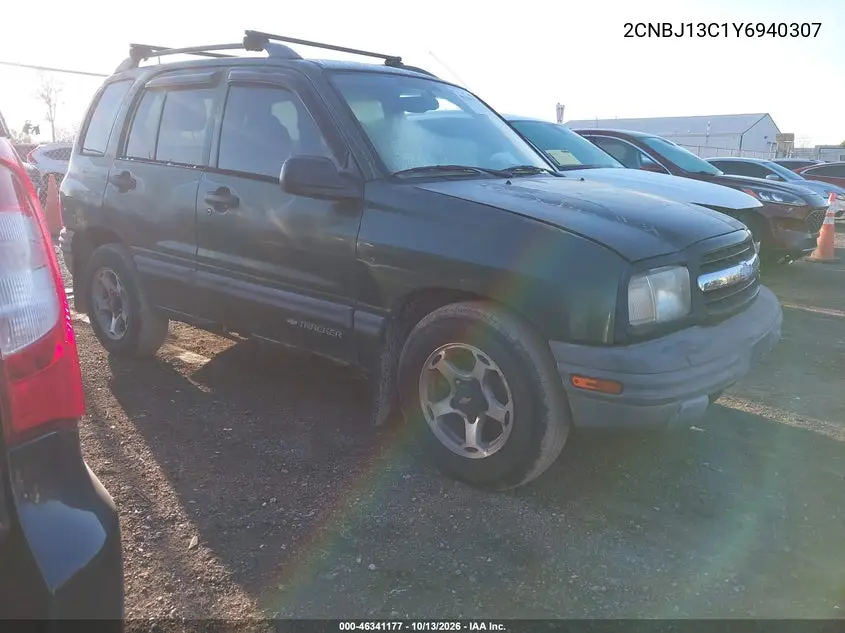 2000 Chevrolet Tracker Hard Top VIN 2CNBJ13C1Y6940307 фото 2