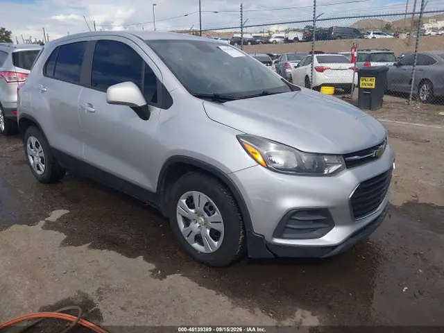 KL7CJKSB3JB607937 — 2018 Chevrolet TRAX LS, Естественный износ (Normal Wear & Tear), фото до ремонта