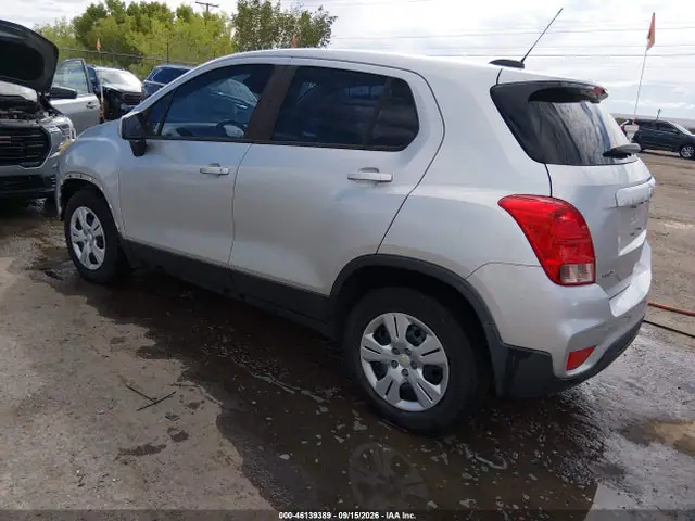 KL7CJKSB3JB607937 — 2018 Chevrolet TRAX LS, фото 3 з IAAI 28.09.2026, Звичайний знос
