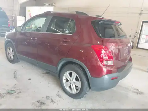 3GNCJLSB4GL242871 — 2016 Chevrolet TRAX, zdjęcie 3 z IAAI 20.10.2026, Normalne zużycie