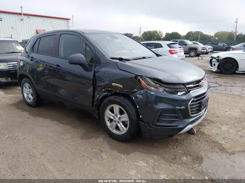 KL7CJKSB2MB304426 — 2021 Chevrolet TRAX, Right front (Right Front), before-repair photos