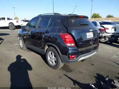 KL7CJLSB9MB334478 — 2021 Chevrolet TRAX, фото 3 с аукциона IAAI 23.10.2026, передняя часть слева