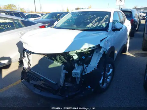 KL77LFE21SC044347 — 2025 Chevrolet TRAX, ფოტო 2, IAAI 23.10.2026, წინა ნაწილი