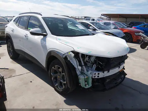 KL77LHEP9TC108403 — 2026 Chevrolet TRAX, zdjęcie 2 z IAAI, Przód