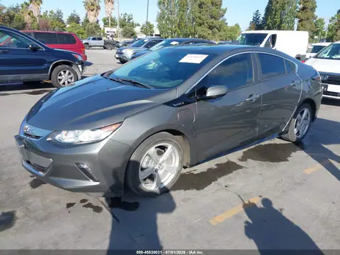 1G1RC6S56HU108520 — 2017 Chevrolet VOLT LT, photo 2 from IAAI 26.10.2026, Right side