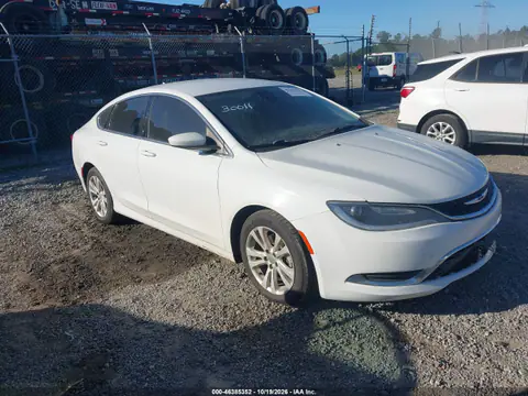 1C3CCCAB8HN507110 — 2017 Chrysler 200, photo 2 from IAAI, Front end