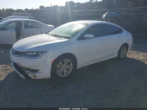 1C3CCCAB8HN507110 — 2017 Chrysler 200, photo 3 from IAAI, Front end