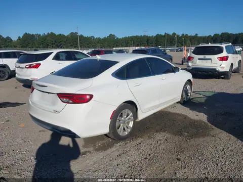 1C3CCCAB8HN507110 — 2017 Chrysler 200, photo 5 from IAAI, Front end