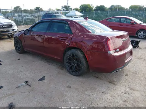 2021 Chrysler 300 300s VIN 2C3CCABG4MH525766 фото 3