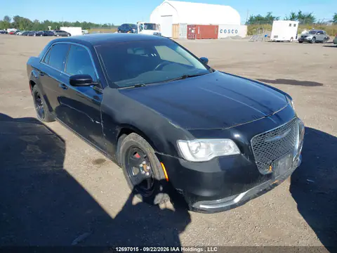 2C3CCAAG7HH645553 — 2017 Chrysler 300, Вода, zdjęć przed naprawą