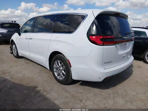2025 Chrysler Pacifica Select VIN 2C4RC1BG4SR520550 фото 3