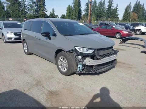 2C4RC1BGXSR553598 — 2025 Chrysler Pacifica Select, Front end (Front End), before-repair photos