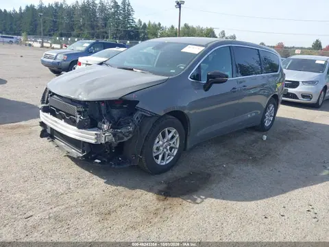 2025 Chrysler Pacifica Select VIN 2C4RC1BGXSR553598 фото 2