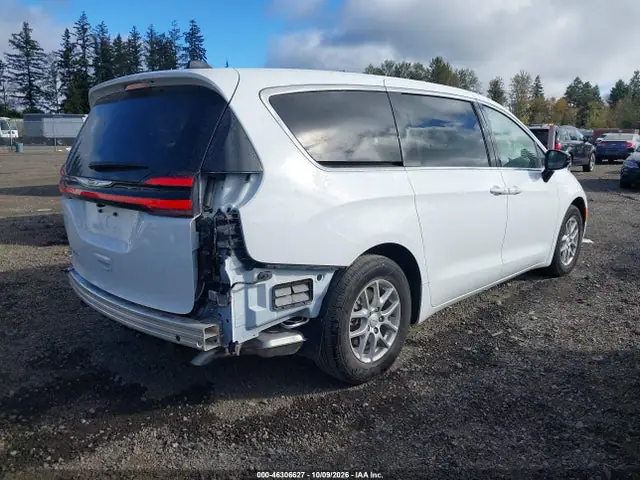2C4RC1BG8TR283594 — 2026 Chrysler Pacifica Select, photo 4 from IAAI 14.10.2026, Left rear