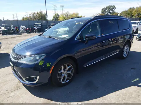 2017 Chrysler Pacifica Touring-l VIN 2C4RC1BG3HR809489 фото 2