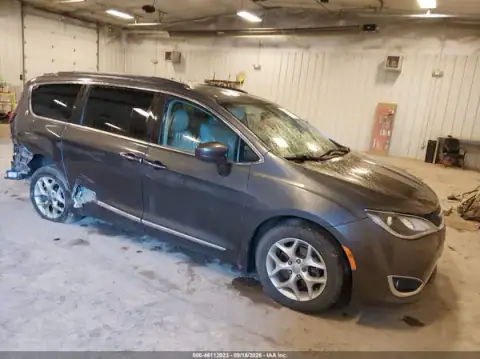 2C4RC1BG0HR654965 — 2017 Chrysler Pacifica, Prawy bok (Right Side), zdjęć przed naprawą