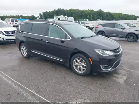 2C4RC1EG6HR729471 — 2017 Chrysler Pacifica, Правий бік (Right Side), фото до ремонту