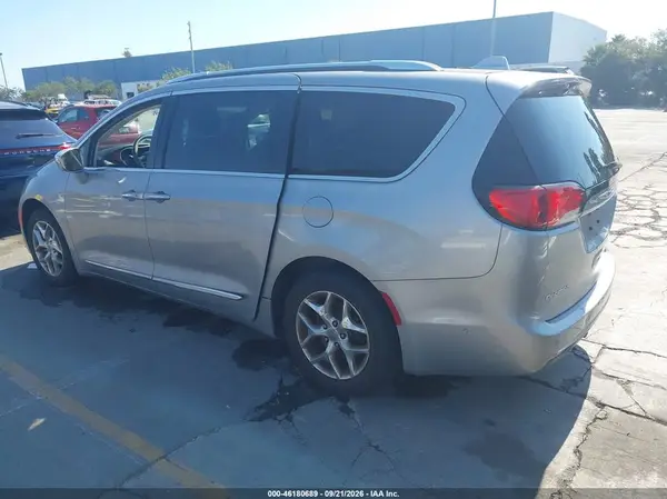 2C4RC1GG9HR579028 — 2017 Chrysler Pacifica, фото 3 с аукциона IAAI 28.09.2026, Естественный износ