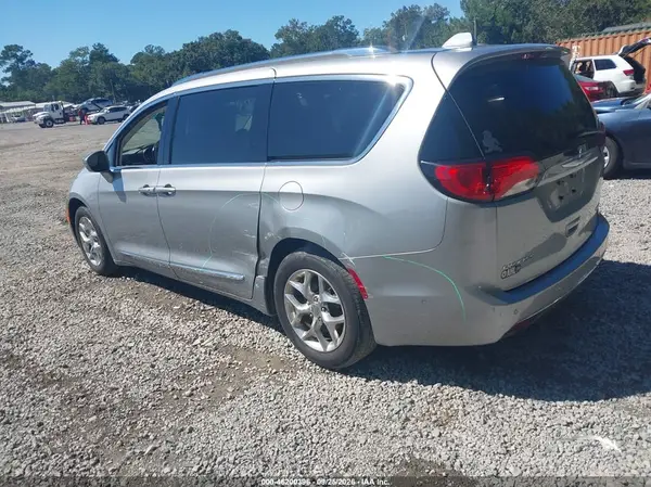 2C4RC1GGXHR620184 — 2017 Chrysler Pacifica, zdjęcie 3 z IAAI, Lewy bok