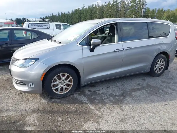 2C4RC1CG7HR598408 — 2017 Chrysler Pacifica, zdjęcie 2 z IAAI, Normalne zużycie
