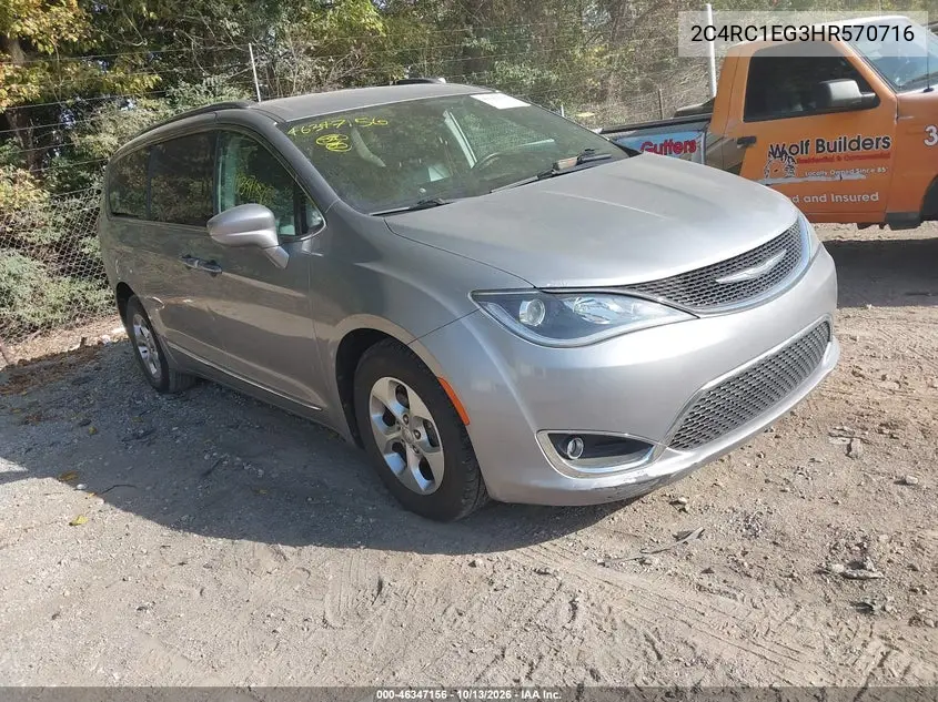 2C4RC1EG3HR570716 — 2017 Chrysler Pacifica, photo 2 from IAAI, Right side