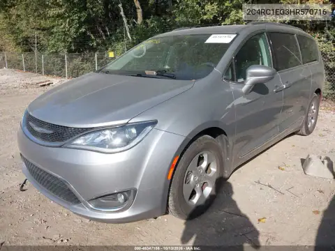 2C4RC1EG3HR570716 — 2017 Chrysler Pacifica, photo 3 from IAAI, Right side