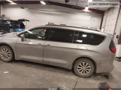 2C4RC1BG6HR739633 — 2017 Chrysler Pacifica, фото 4 з IAAI, Передня частина