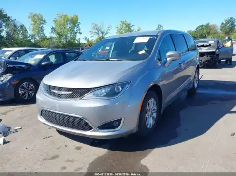 2C4RC1FG4JR279288 — 2018 Chrysler Pacifica, foto 2 de IAAI 29.09.2026, Parte trasera