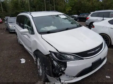 2C4RC1EGXJR317348 Chrysler Pacifica 2018 — დაზიანება წინა მარჯვენა ნაწილი, ფოტო შეკეთებამდე