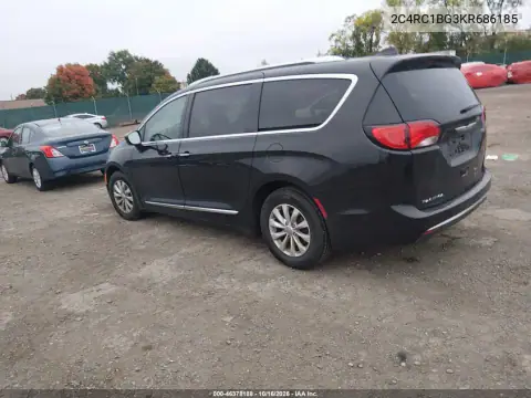 2C4RC1BG3KR686185 — 2019 Chrysler Pacifica, photo 3 from IAAI, Right side