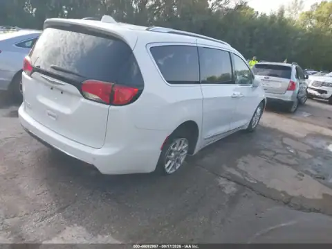 2C4RC1BG6LR287210 — 2020 Chrysler Pacifica, zdjęcie 4 z IAAI 21.10.2026, Lewy tył