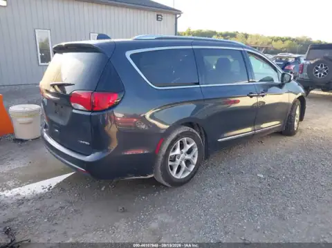 2C4RC1GG8LR278565 — 2020 Chrysler Pacifica, фото 4 з IAAI 22.10.2026, Передня частина