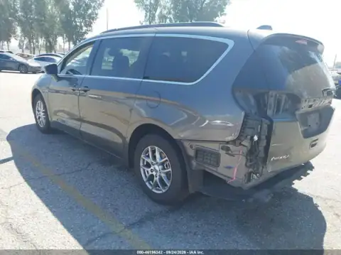 2C4RC1FG7MR521544 — 2021 Chrysler Pacifica, photo 3 from IAAI, Rear end