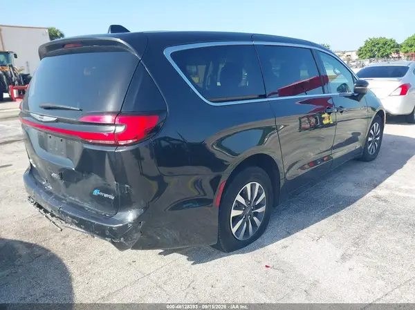 2C4RC1L71PR626282 — 2023 Chrysler Pacifica, фото 4 с аукциона IAAI 15.10.2026, Задняя часть