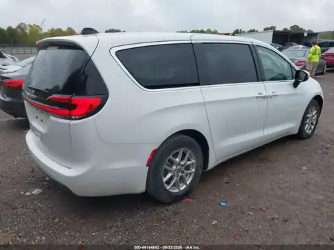 2C4RC1BGXPR607070 — 2023 Chrysler Pacifica, фото 4 с аукциона IAAI, ПЕРЕДНЯЯ ЧАСТЬ