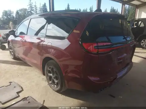 2C4RC1S79PR618870 — 2023 Chrysler Pacifica, фото 3 с аукциона IAAI, ЗАДНЯЯ ЧАСТЬ