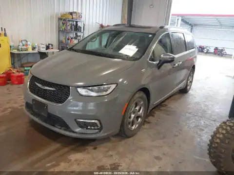 2C4RC1GG6PR536569 — 2023 Chrysler Pacifica, фото 2 з IAAI, Правий бік