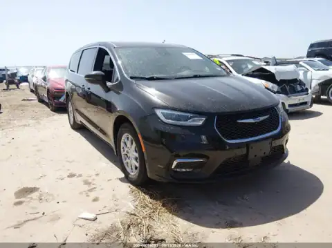 2C4RC1FG8RR162017 — 2024 Chrysler Pacifica, Lewy bok (Left Side), zdjęć przed naprawą
