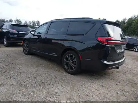 2C4RC1BG4RR100409 — 2024 Chrysler Pacifica, ფოტო 3, IAAI, წინა მარჯვენა ნაწილი