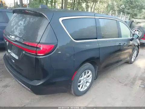 2C4RC1BG7TR191490 — 2026 Chrysler Pacifica, photo 4 from IAAI 24.09.2026, Front end