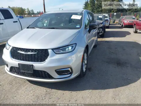2C4RC1GG0TR182509 — 2026 Chrysler Pacifica, photo 3 from IAAI 28.10.2026, Right side