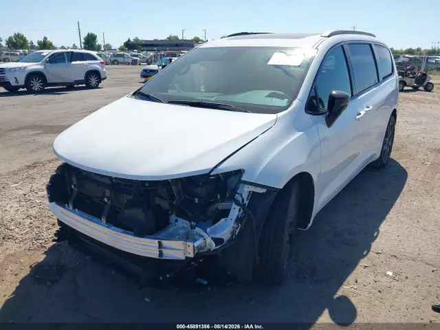 2C4RC1GG6VR578883 — 2027 Chrysler Pacifica, фото 2 с аукциона IAAI 30.09.2026, Правый бок