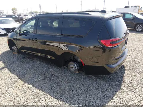 2C4RC1GG6VR553563 — 2027 Chrysler Pacifica, zdjęcie 3 z IAAI 14.10.2026, Prawy przód