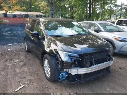 2C4RC1BG3VR552801 — 2027 Chrysler Pacifica, წინა ნაწილი (Front End), ფოტოები შეკეთებამდე