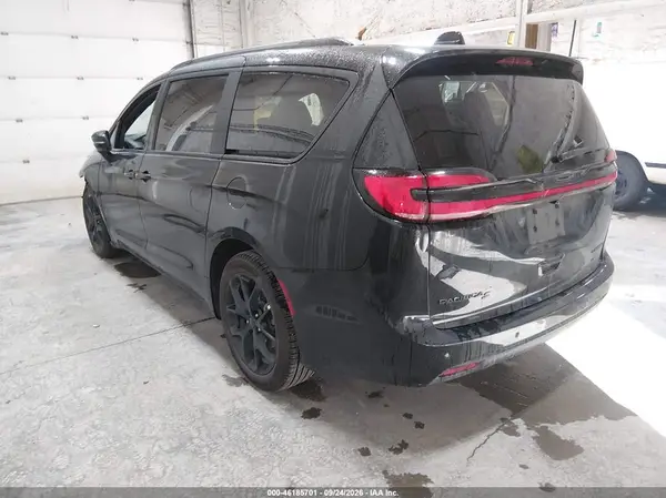 2C4RC1GG9VR552178 — 2027 Chrysler Pacifica, фото 3 с аукциона IAAI 07.10.2026, Передняя часть слева