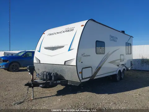 2021 Coachmen Freedom Express VIN 5ZT2FEJB9MW019992 фото 2