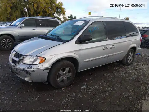 2D4GP44L24R606534 — 2004 Dodge Caravan, foto 3 de IAAI, Parte trasera